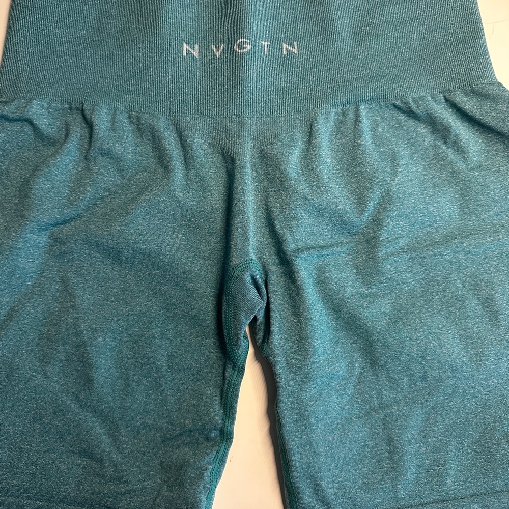 Teal pro seamless nvgtn shorts - Picture 4 of 6